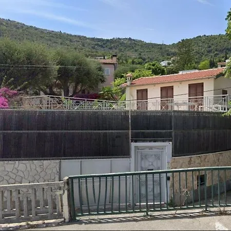 Villa Eden Cap : A Delightful 11 Adults Just One Km Away From Monte Carlo Station *